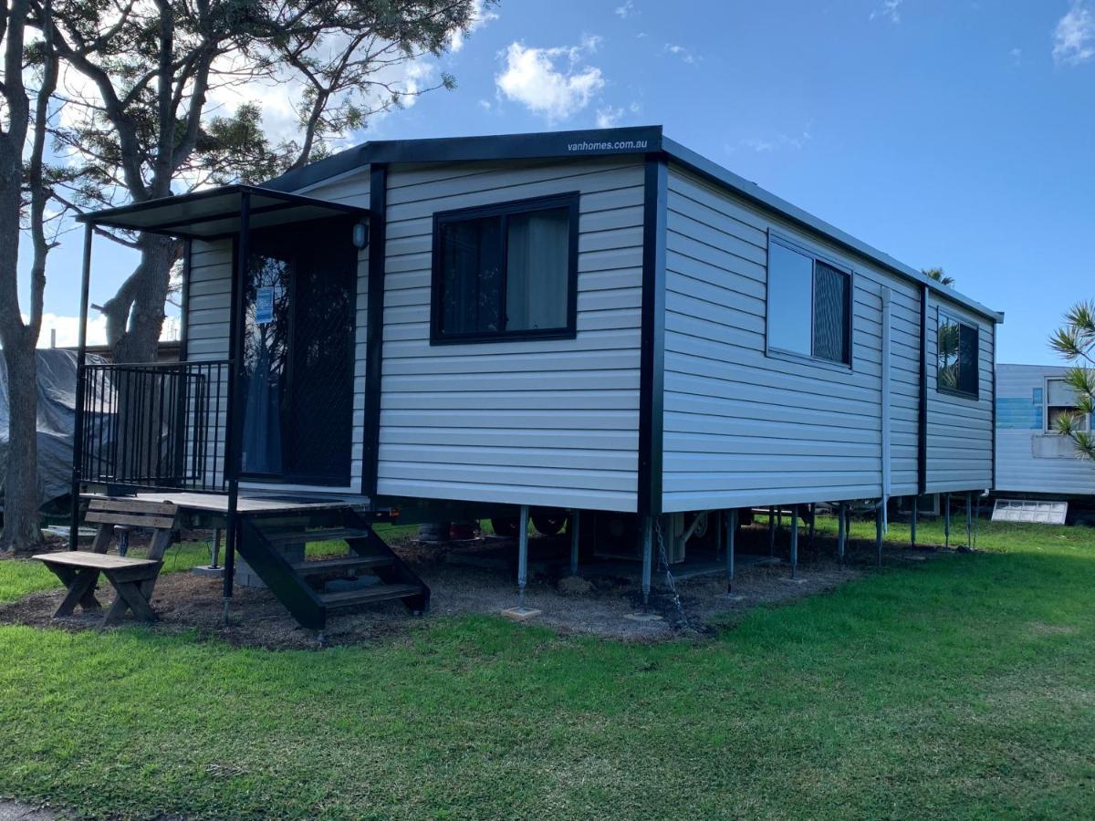 Surfrider Caravan Park Barrack Point Bagian luar foto